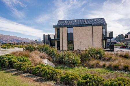 Alps Serenity Retreat - Wanaka Esterno foto